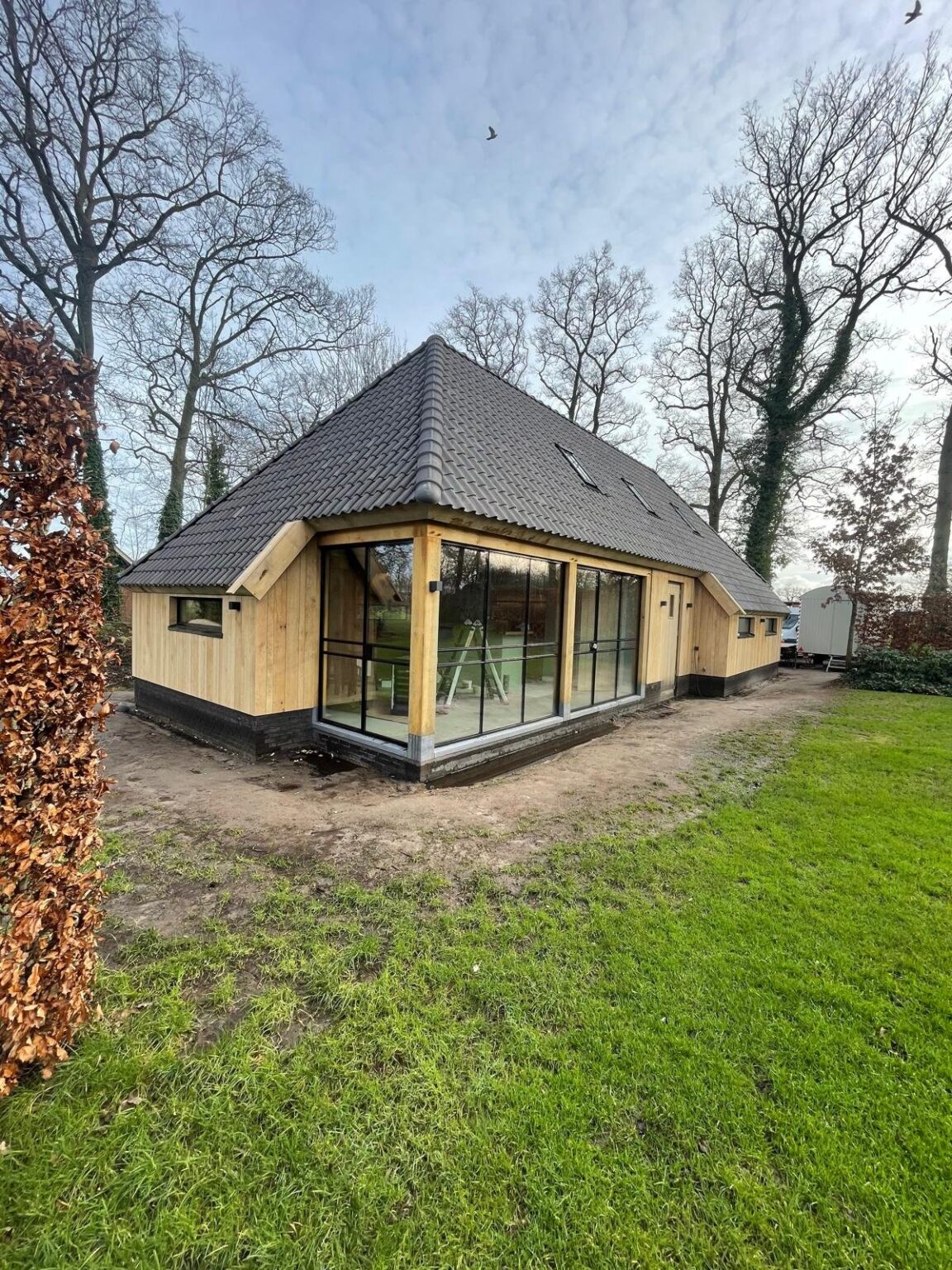 HR++ glas afgewerkt met stopverf in Markelo