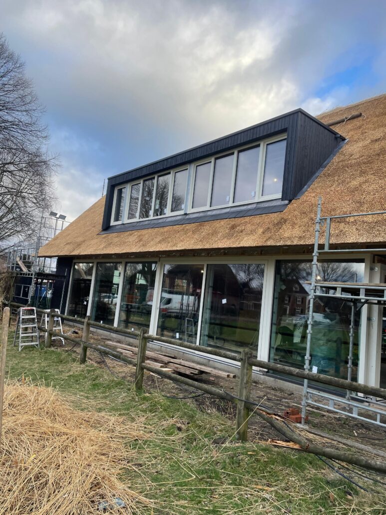 Triple glas bij nieuwbouwwoning in Enter