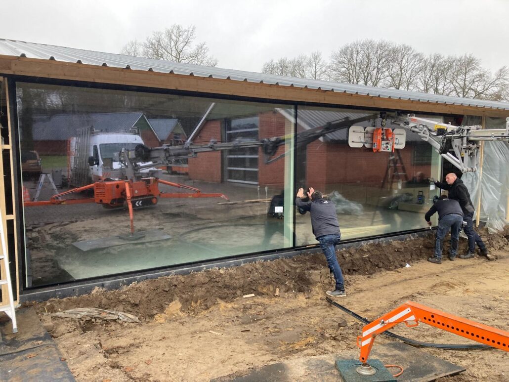 Triple glas glazen wand in Markelo
