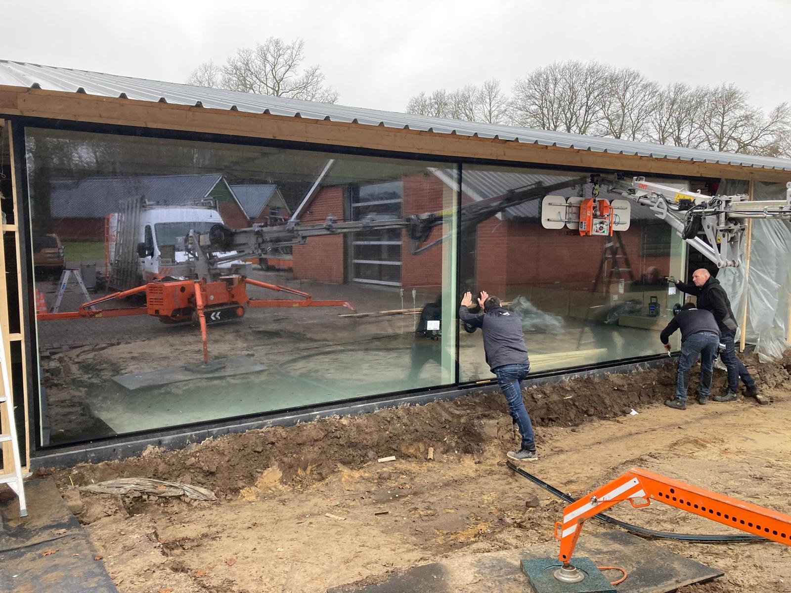 Triple glas glazen wand in Markelo
