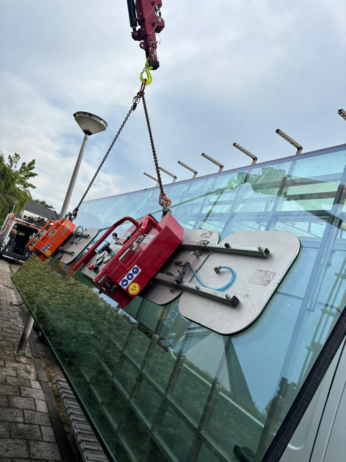 Grote dakruit geplaatst in Haaksbergen