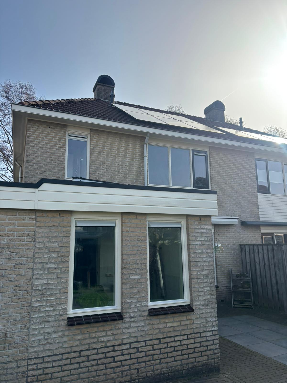 HR++ glas geplaatst bij renovatie in Goor