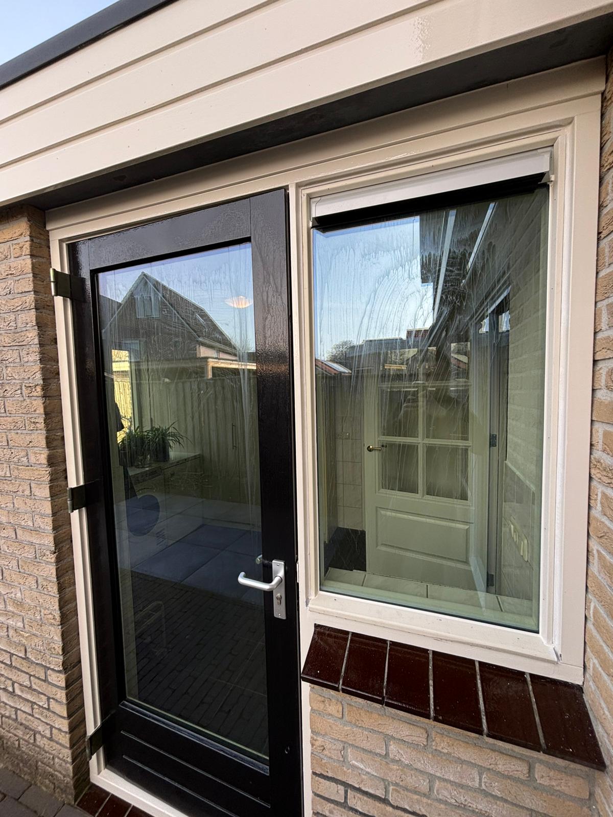 HR++ glas geplaatst bij renovatie in Goor